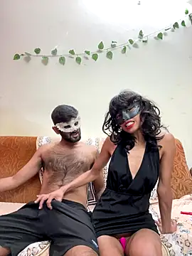 hazelperry online show from November 14, 2025, 5:11 pm