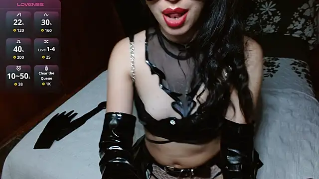 Persefonefire online show from November 12, 2025, 9:58 pm