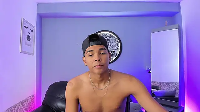 Snapshot of _raul_lima chatting on March 11, 2025, 8:31 pm raul lima online show from March 11, 2025, 8:31 pm