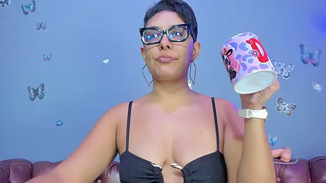 Kaira mosse online show from January 6, 2026, 11:47 am