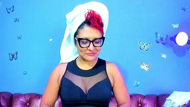 Snapshot of Kaira_mosse chatting on May 22, 2026, 12:00 pm Kaira mosse online show from May 22, 2026, 12:00 pm
