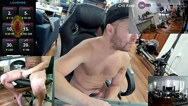 Snapshot of aaron_s_x chatting on October 26, 2025, 7:42 pm aaron s x online show from October 26, 2025, 7:42 pm