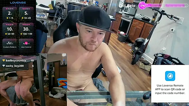 Snapshot of aaron_s_x chatting on November 26, 2025, 2:01 am aaron s x online show from November 26, 2025, 2:01 am