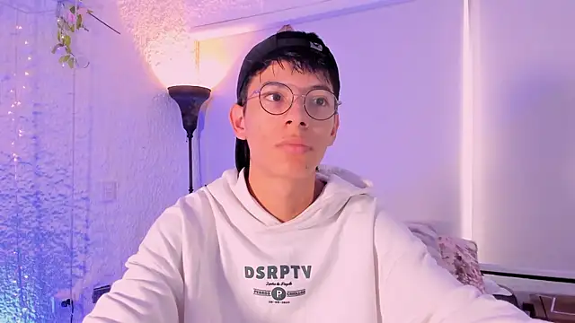 alexandersawyer online show from January 9, 2025, 12:19 pm