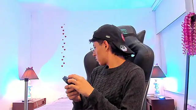 alexandersawyer online show from February 28, 2025, 12:31 pm