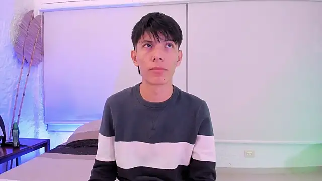 alexandersawyer online show from October 24, 2025, 3:58 am