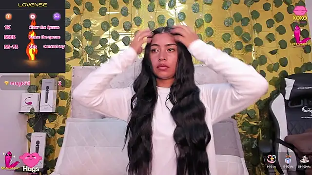 cristalconnorr online show from February 14, 2025, 3:05 pm