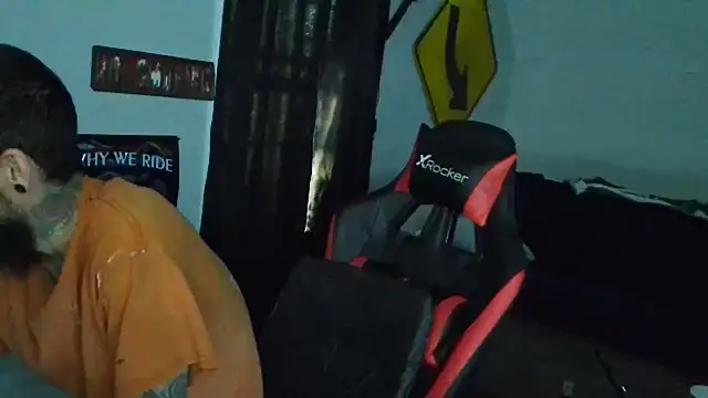 XMeF10 online show from February 23, 2025, 9:05 pm