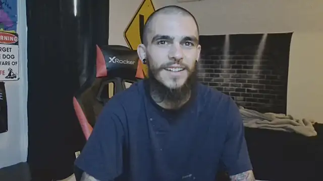 XMeF10 online show from March 13, 2025, 10:10 pm