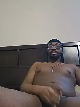 Snapshot of Hotcock100 chatting on July 18, 2026, 12:15 am Hotcock100 online show from July 18, 2026, 12:15 am