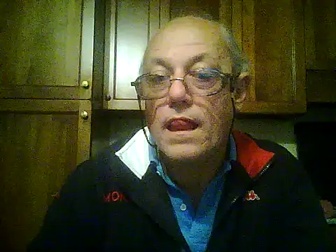 Snapshot of gianbragallini chatting on October 6, 2025, 10:07 pm gianbragallini online show from October 6, 2025, 10:07 pm