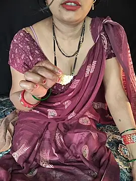 Snapshot of Shivani_Mumbai85 chatting on May 1, 2026, 5:28 pm Shivani Mumbai85 online show from May 1, 2026, 5:28 pm
