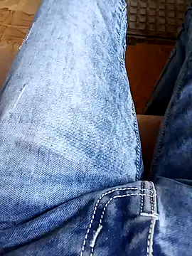 Snapshot of InboardHasek chatting on December 15, 2024, 11:01 am InboardHasek online show from December 15, 2024, 11:01 am