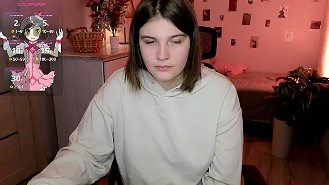 Ruyjin Choi online show from April 22, 2026, 12:39 pm