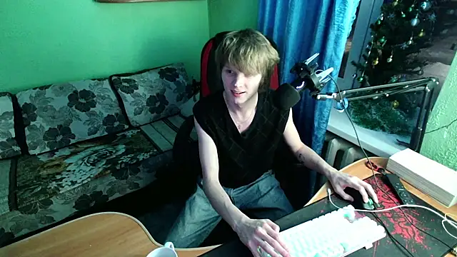 fameboyboo online show from January 9, 2026, 4:54 pm