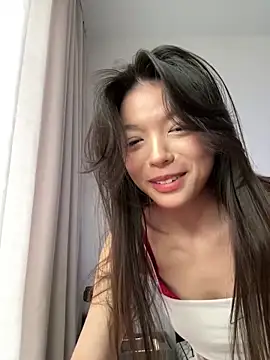 DesiredHoney online show from March 2, 2025, 10:35 am