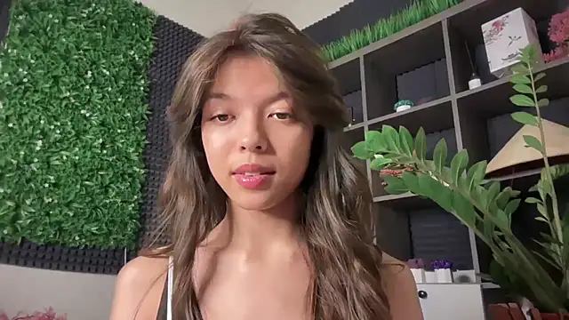 DesiredHoney online show from October 11, 2025, 3:43 pm