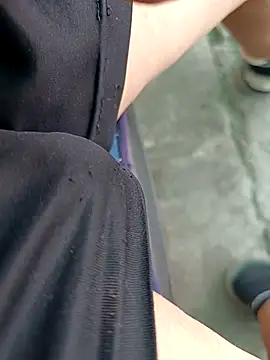 Snapshot of maxi_6969 chatting on December 17, 2024, 11:27 pm maxi 6969 online show from December 17, 2024, 11:27 pm