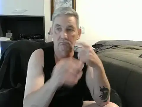 Snapshot of ChunkyMonkey007 chatting on December 26, 2024, 12:57 am ChunkyMonkey007 online show from December 26, 2024, 12:57 am