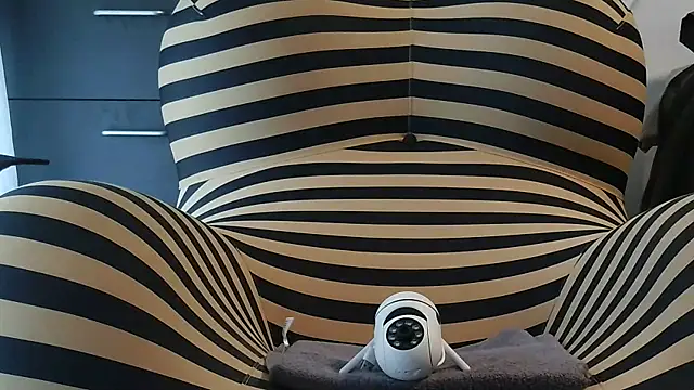 Snapshot of ChunkyMonkey007 chatting on January 28, 2025, 1:08 am ChunkyMonkey007 online show from January 28, 2025, 1:08 am