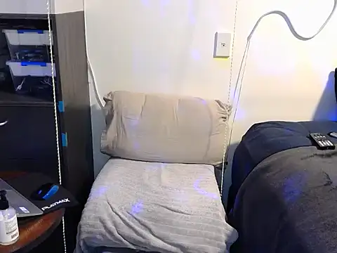 Snapshot of ChunkyMonkey007 chatting on October 22, 2025, 6:07 pm ChunkyMonkey007 online show from October 22, 2025, 6:07 pm