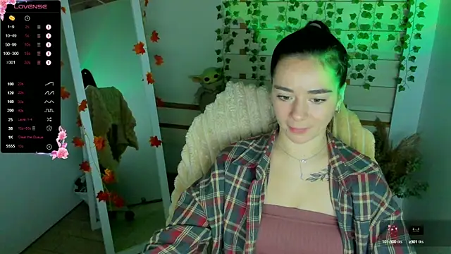 Bella XO online show from October 13, 2025, 7:08 am