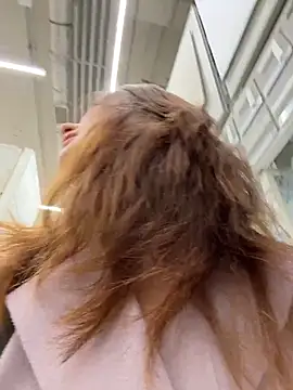 Dina Tease online show from September 28, 2025, 12:43 pm