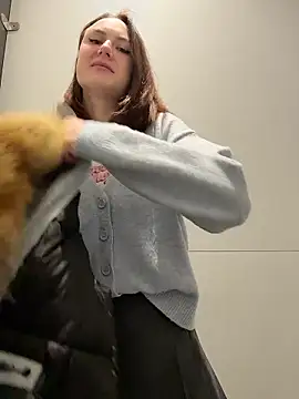 Dina Tease online show from January 7, 2026, 11:12 am