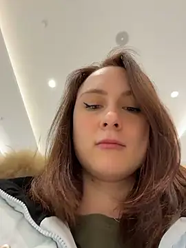 Dina Tease online show from February 12, 2026, 11:38 am