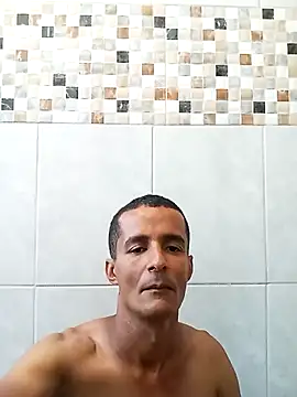 morenogato100 online show from October 6, 2025, 9:51 am