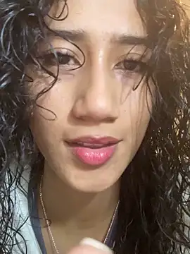 KaitlynLoveCam online show from September 14, 2025, 7:46 pm