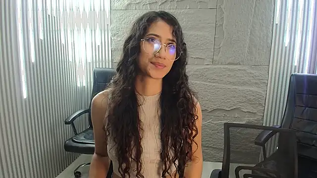 KaitlynLoveCam online show from October 2, 2025, 10:50 pm