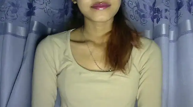 jassi-just18 online show from December 12, 2024, 3:48 pm