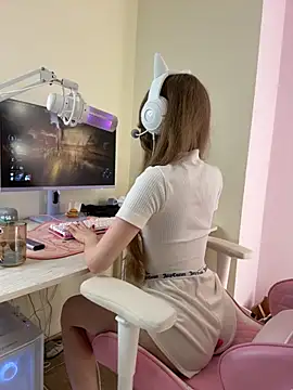 your girl next door online show from September 27, 2025, 2:55 pm