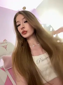 your girl next door online show from February 21, 2026, 2:40 pm