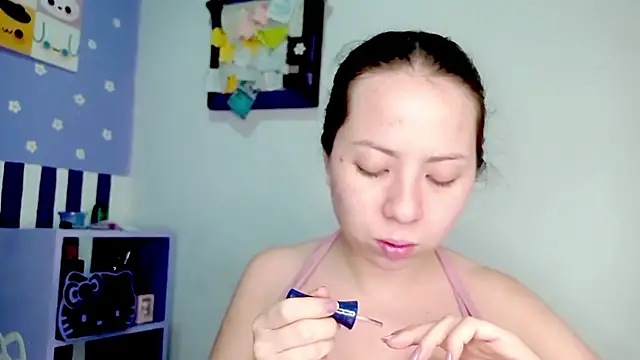 Snapshot of PetiteIvoryQueen19 chatting on June 20, 2026, 3:42 am PetiteIvoryQueen19 online show from June 20, 2026, 3:42 am
