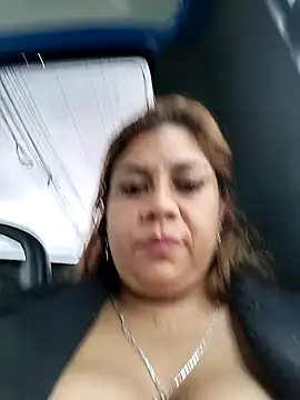 Laura-Hernandez online show from December 4, 2024, 8:40 pm