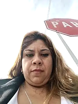 Laura-Hernandez online show from December 13, 2024, 7:43 pm