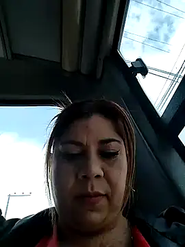 Laura-Hernandez online show from January 3, 2025, 5:42 pm