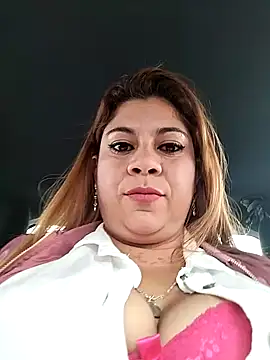Laura-Hernandez online show from January 30, 2025, 5:17 pm