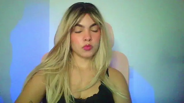 Kiri Cutee online show from February 24, 2026, 4:54 am