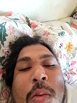 Snapshot of lillydean2024 chatting on April 12, 2026, 9:09 pm lillydean2024 online show from April 12, 2026, 9:09 pm