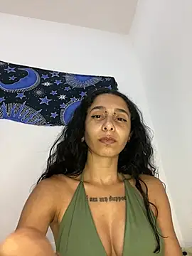 Snapshot of dafyne_ chatting on July 6, 2026, 5:59 am dafyne online show from July 6, 2026, 5:59 am