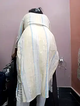 Snapshot of Ananya_34 chatting on February 18, 2025, 3:31 am Ananya 34 online show from February 18, 2025, 3:31 am