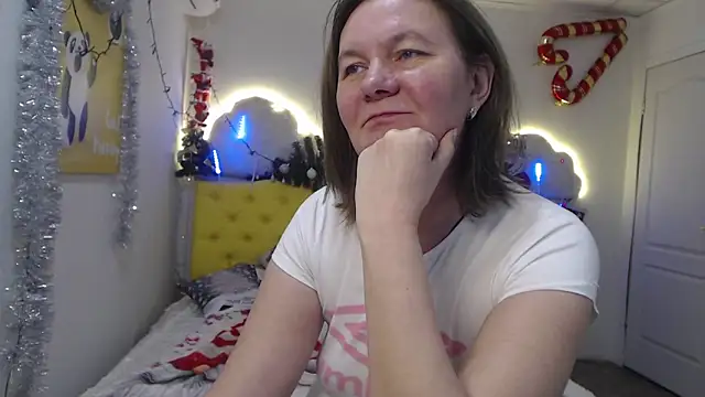 HolyMilfa online show from December 20, 2024, 1:54 pm