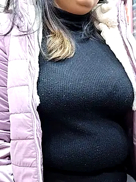 Snapshot of QueenHaryana chatting on January 8, 2026, 8:49 am QueenHaryana online show from January 8, 2026, 8:49 am