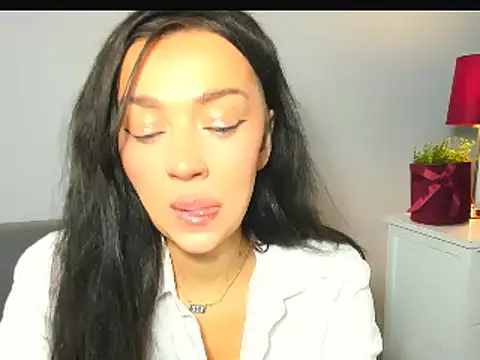 OliviaFantasy online show from February 3, 2026, 10:31 am