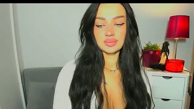 OliviaFantasy online show from February 9, 2026, 7:23 am