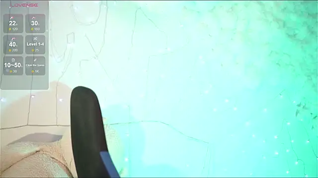 AdeleLoomis online show from December 10, 2024, 8:27 pm