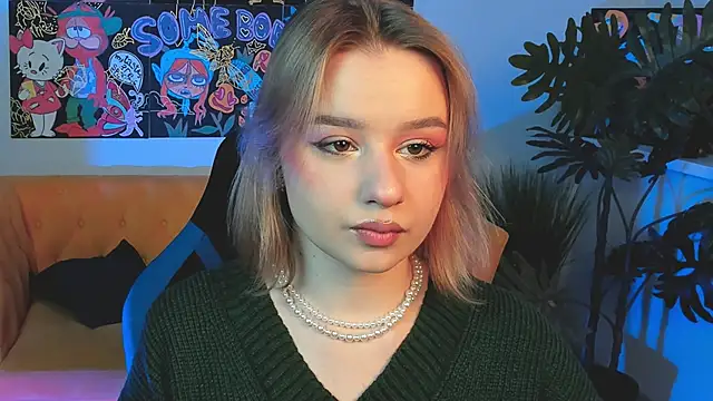 AdeleLoomis online show from December 14, 2024, 5:36 pm